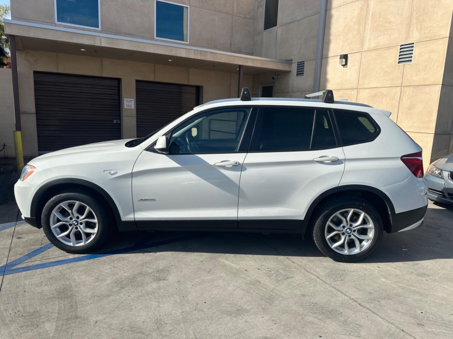 2013 WHITE BMW X3 xDrive28i (5UXWX9C52D0) with an 3.0L L6 DOHC 24V engine, 8-Speed Automatic transmission, located at 30 S. Berkeley Avenue, Pasadena, CA, 91107, (626) 248-7567, 34.145447, -118.109398 - Crown City Motors is a used “Buy Here Pay Here” car dealer in Pasadena CA. “Buy Here Pay Here” financing, means that when you purchase your vehicle from our dealership, that you make the payments to the dealership as well. We do not need the banks approval to get you approved for a used auto - Photo#8